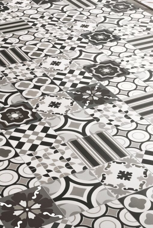 black&white patchwork b&w mix